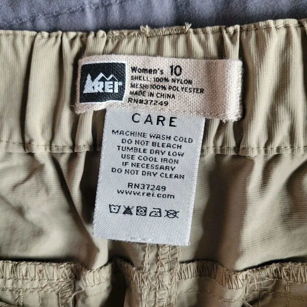 REI Co-op Sahara Convertible Pants Womens 10 Beige Relaxed Fit Zip Off Hiking